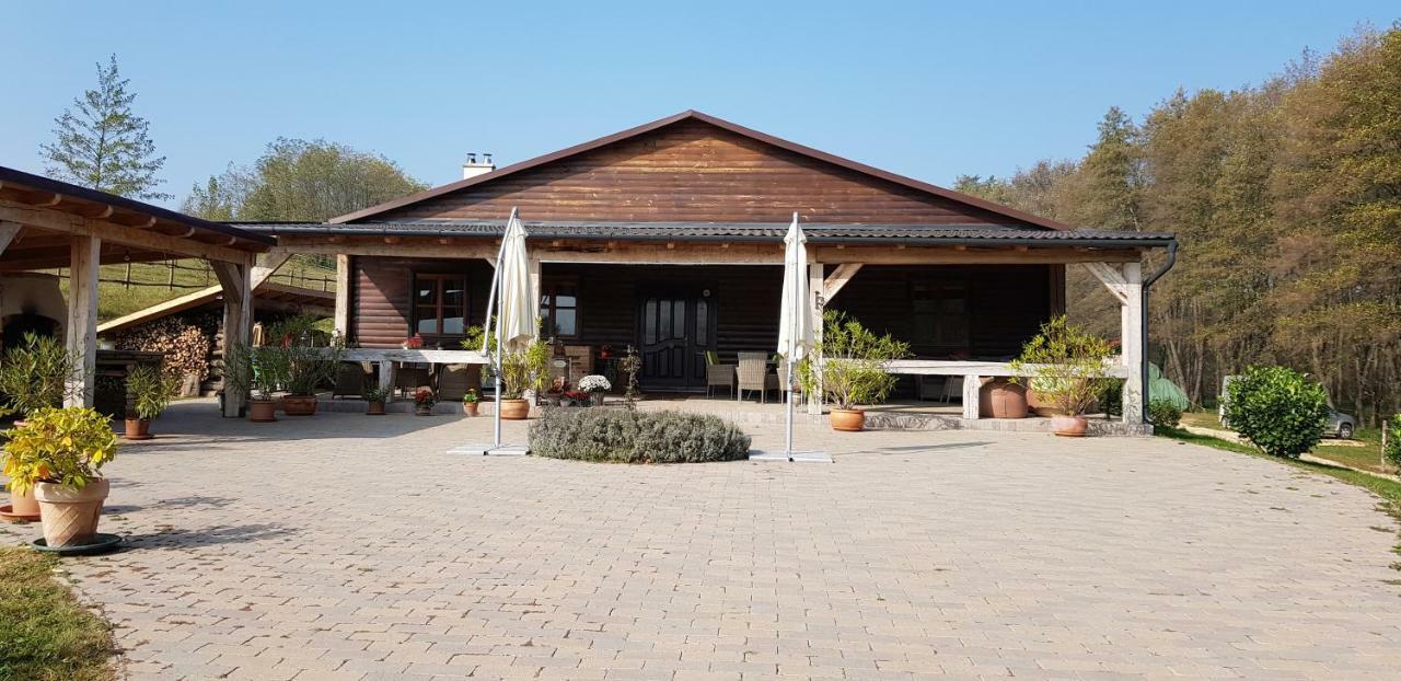 Barsonyberek Vendeghaz Bakony Hotel Jásd Exterior foto